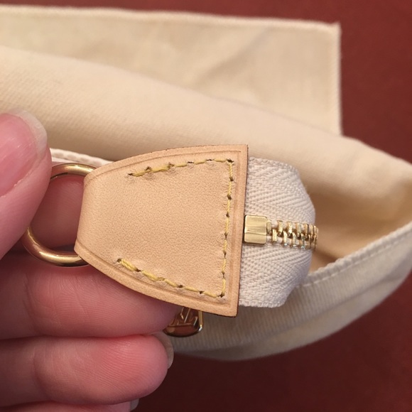 SOLD 🅿️ Louis Vuitton Pochette Accessories Azur - Picture 8 of 8